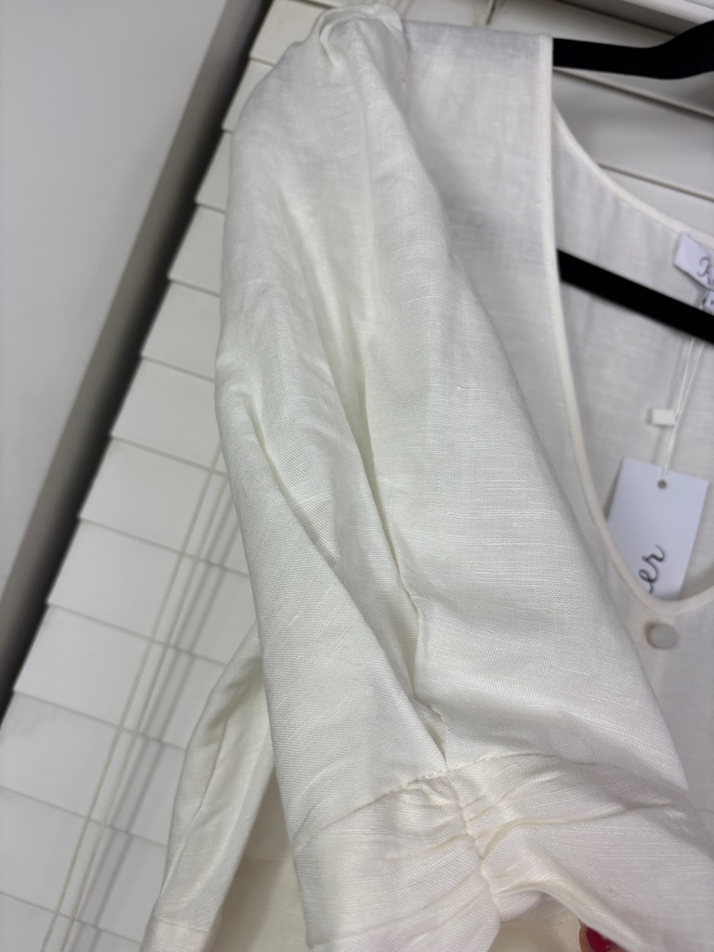 Parker Ivory‎ Cream Button-Front Dress with Puff Sleeves. Size 8 - Picture 5 of 12